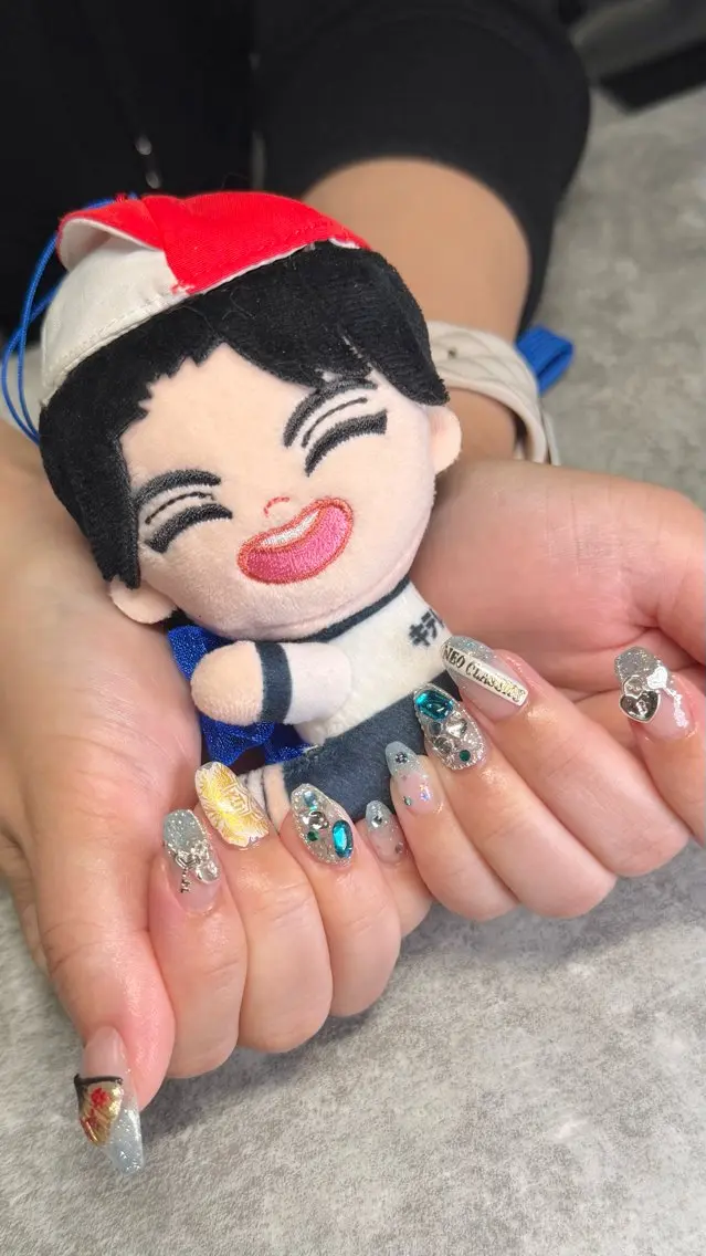 ネイル ハンドネイル ハンドケア shino🌟 痛ネイルのネイルデザイン