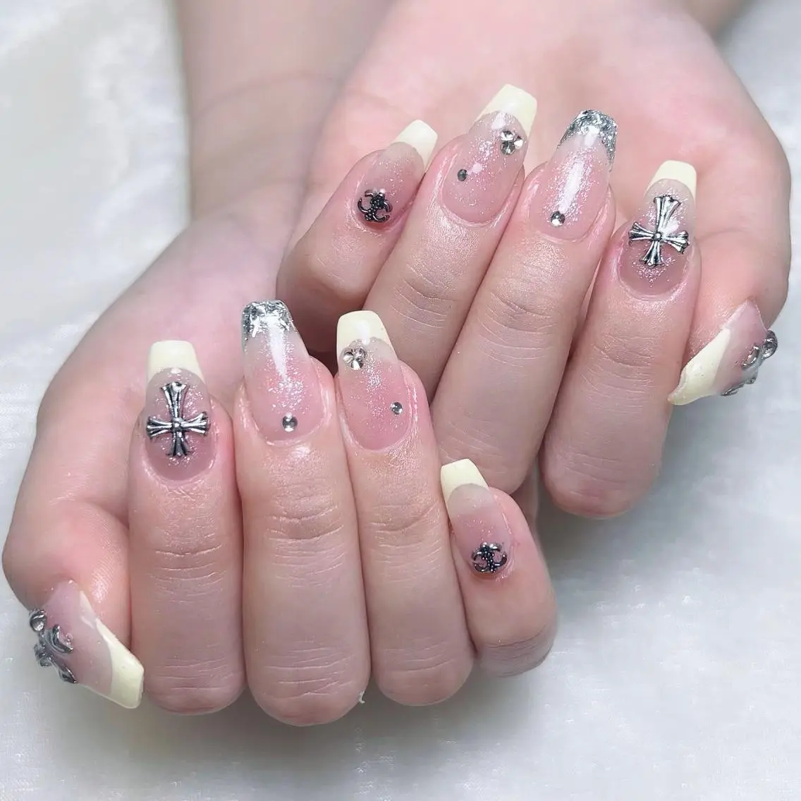 ネイル ハンドネイル Nail salon 木にいるのネイルデザイン