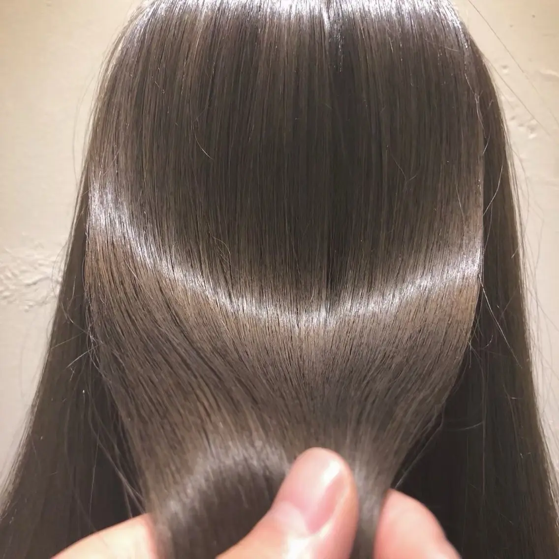 ロング カラー ブリーチ ダブルカラー インナーカラー ブリーチなしカラー 髪質改善 トリートメント ヘッドスパ ヘアセット 🩵髪質改善🩵 韓国ヘア🩵花澤みりのヘアスタイル