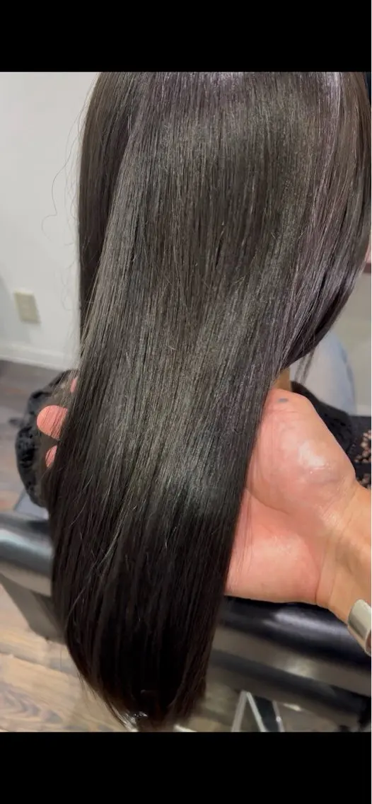 ロング ヘアカラー 塩濱 洋太のヘアスタイル