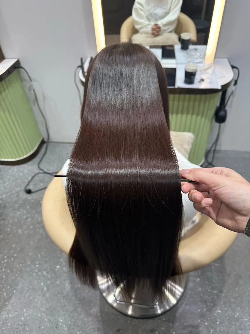 ロング カラー カット ヘアカラー 縮毛矯正 トリートメント 縮毛矯正 髪質改善 韓国風レイヤー 吉田のヘアスタイル