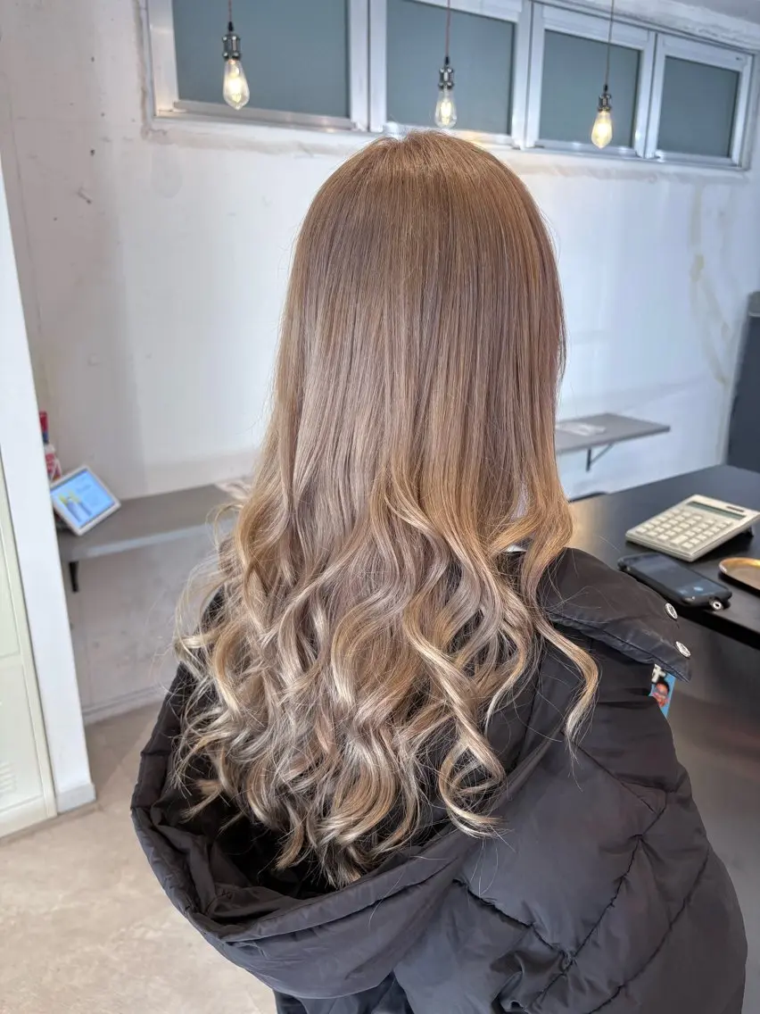 ロング カット ヘアカラー トリートメント someya 🥀のヘアスタイル