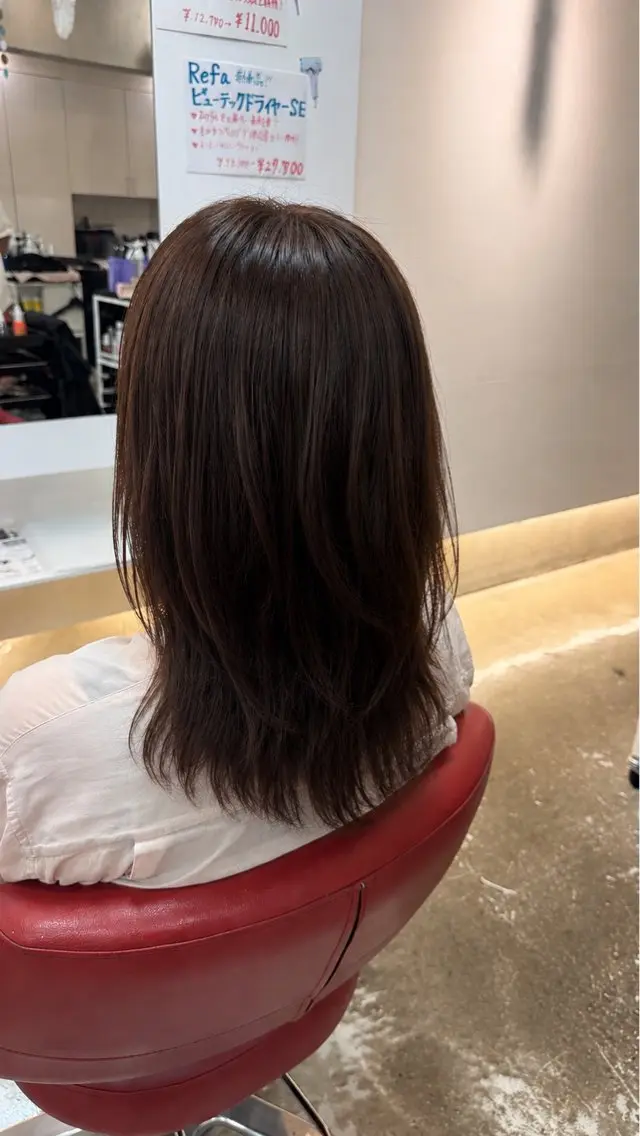 セミロング ヘアカラー かわしま ゆずかのヘアスタイル
