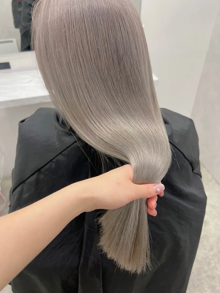 カラー 透明感カラー ヘアカラー トリートメント 艶ダブルカラー🩰ハ イトーン‎🤍香織のヘアスタイル