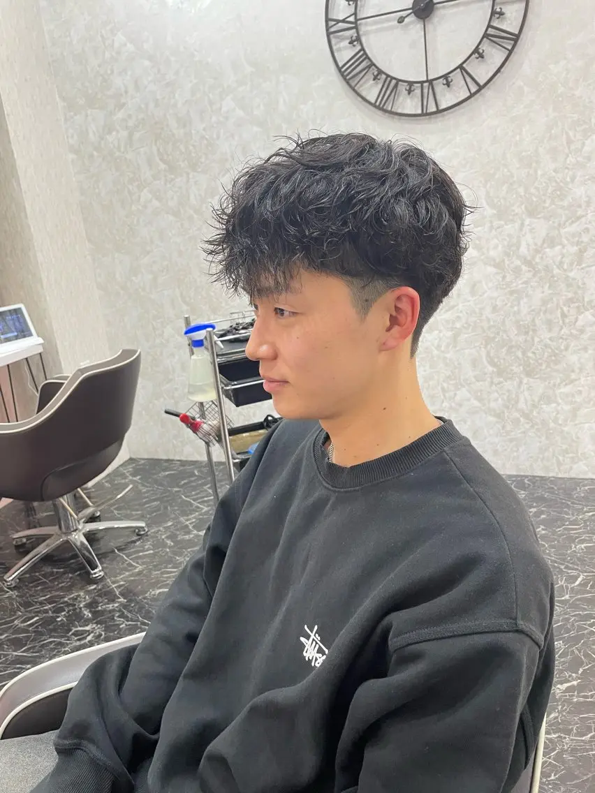 メンズ メンズパーマ カット パーマ 亀川蓮 Agu hairのヘアスタイル