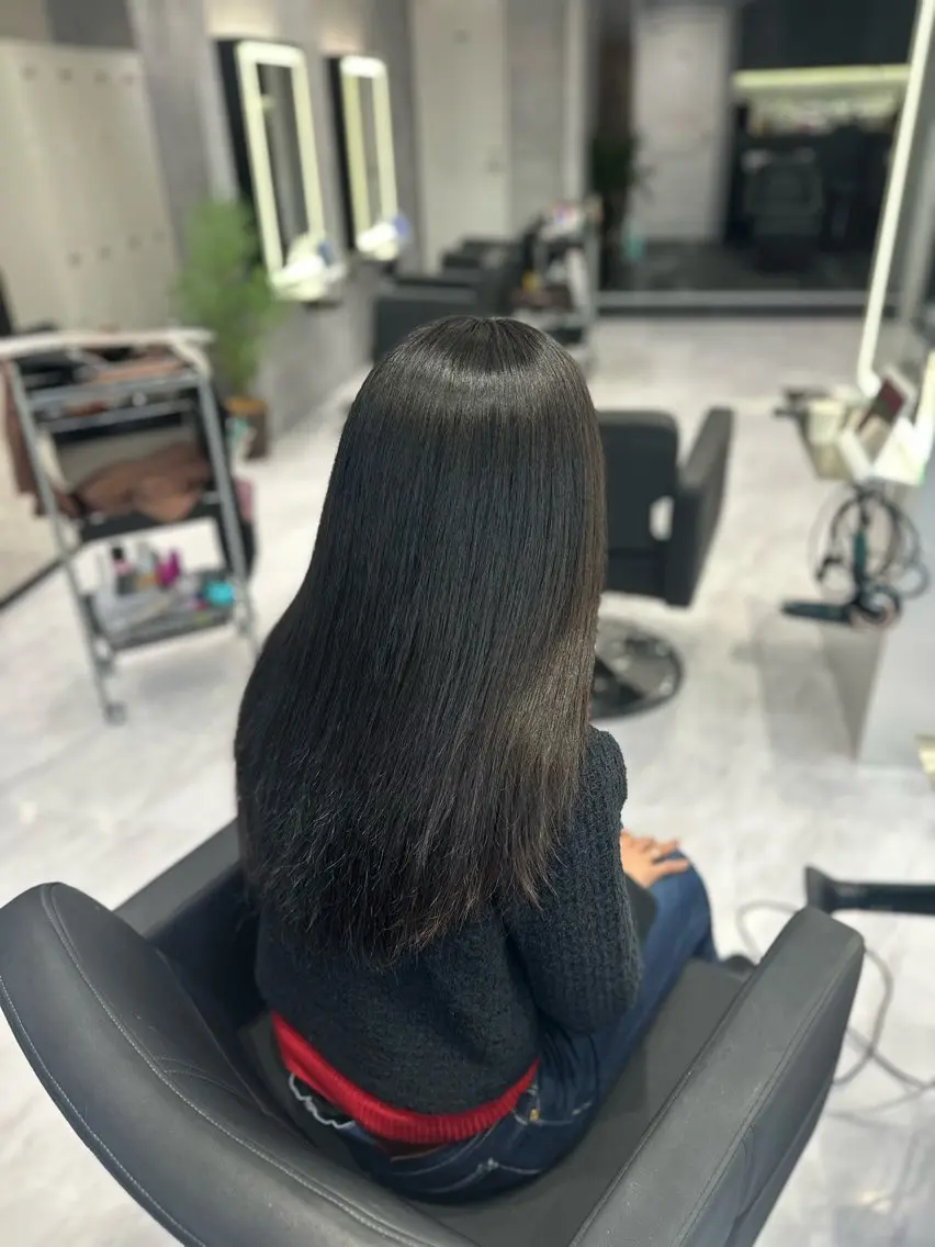セミロング パーマ 縮毛矯正 ストレートパーマ 中村 さきのヘアスタイル