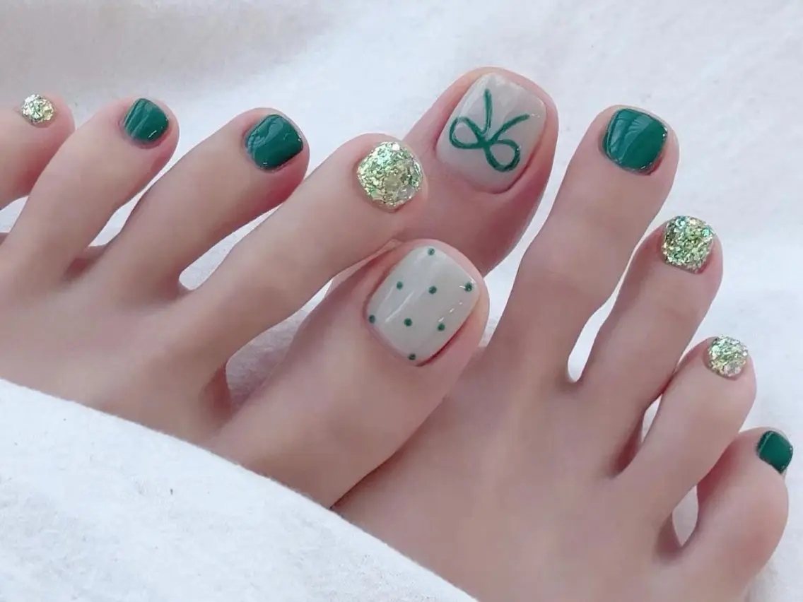 ネイル アートネイル フットネイル フレンチネイル ニュアンスネイル フットネイル OCEAN nail パラジェル 取扱い店のネイルデザイン