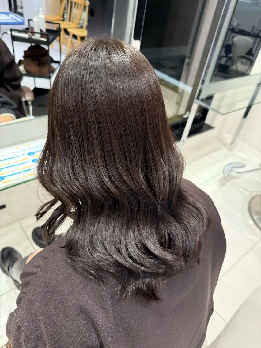 ミディアム ヘアカラー 🍯透明感カラー MANA🍯のヘアスタイル