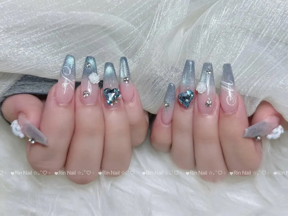 ネイル ブルー ジェルネイル ガーリー グラデーション グリーン ハンドネイル Rin Nail 新大久保店のネイルデザイン