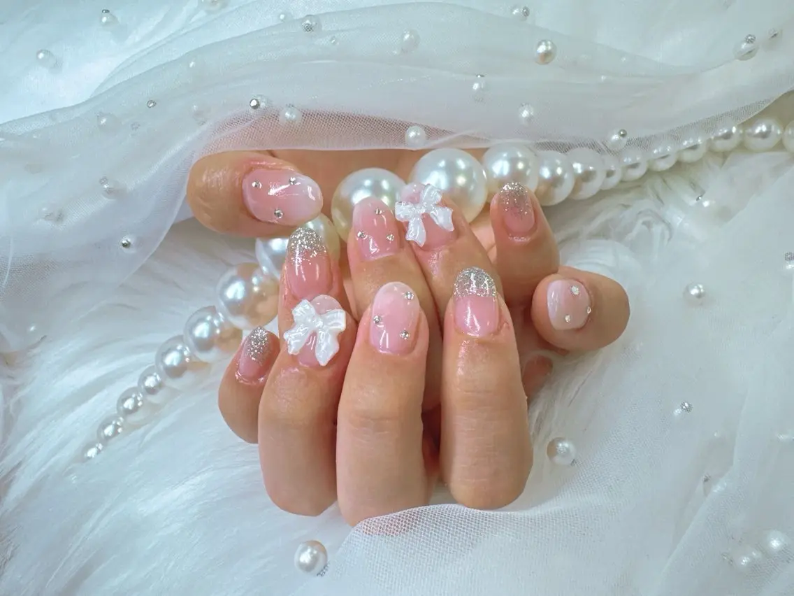 ネイル アートネイル べっ甲ネイル ボルドー ドット フットネイル Queeens nailのネイルデザイン