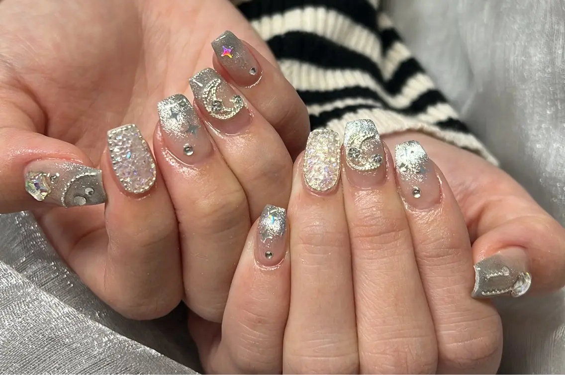 ネイル ハンドネイル ＆ME アンドミーのネイルデザイン