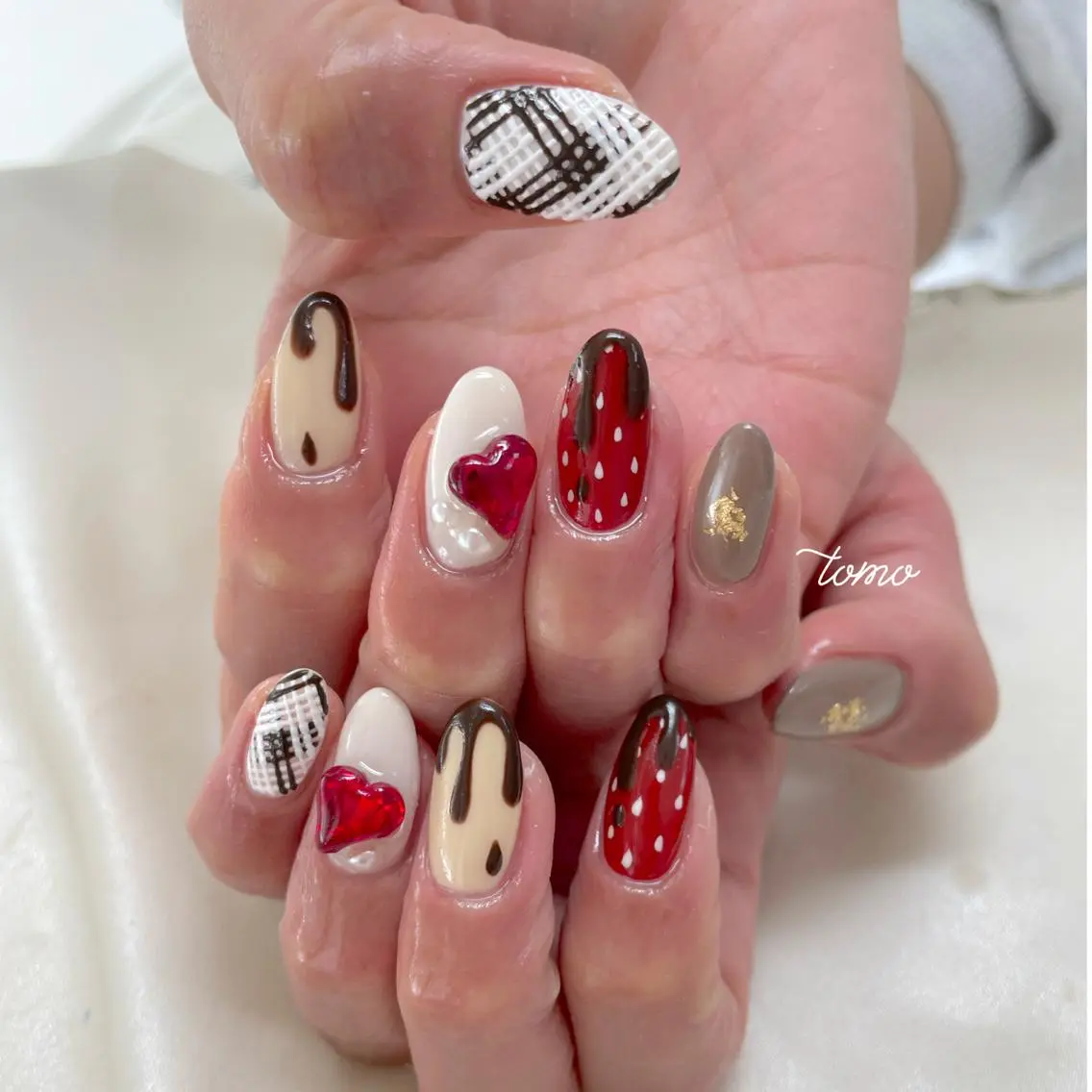 ネイル ハンドネイル nailist TOMOのネイルデザイン