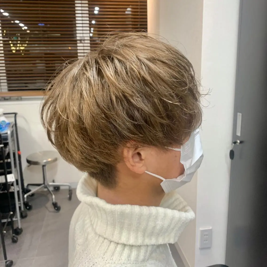 ショート カラー メンズ メンズブリーチ ブリーチ カット ヘアカラー メンズ特化美容師/ 藤戸 椋のヘアスタイル