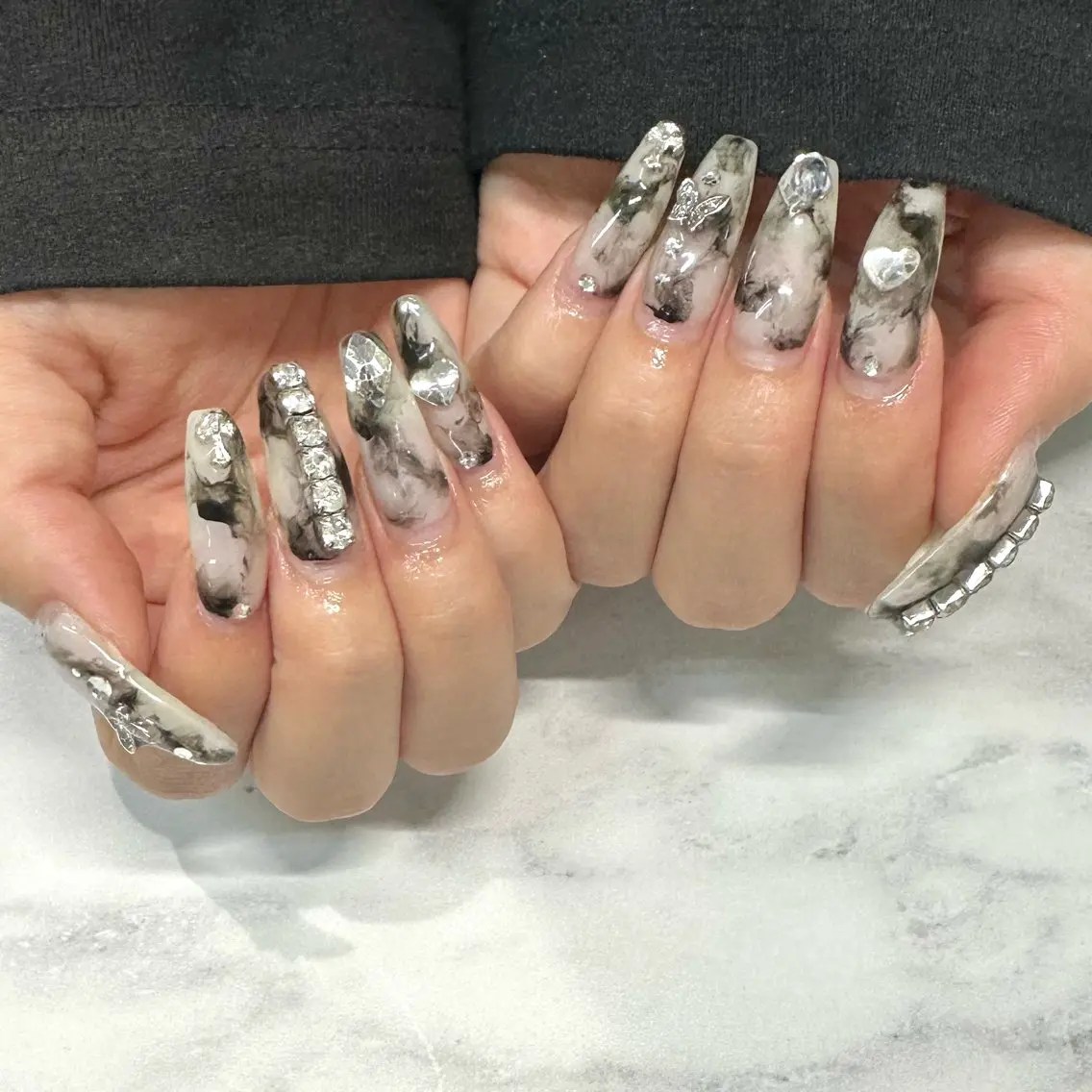 ネイル ハンドネイル Bianca浦和🎀 渋谷のネイルデザイン