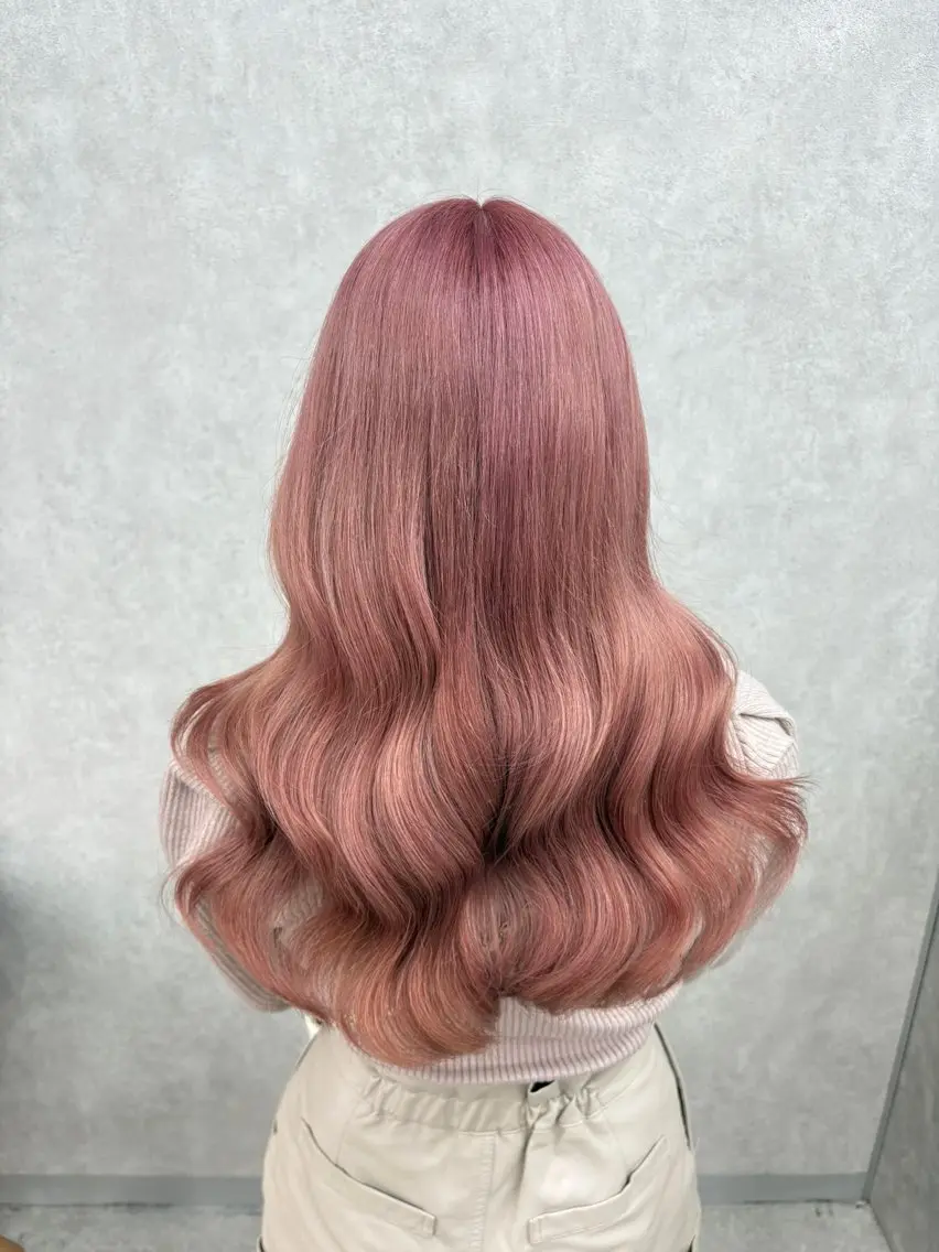 ロング カラー 🩶西 雪乃/透明感 くすみカラー🫧のヘアスタイル