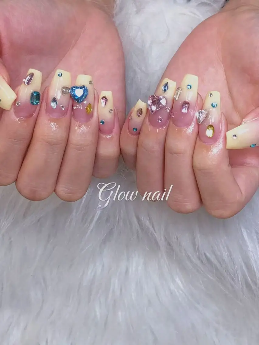 ネイル Glow Nail スカルプ専門店のネイルデザイン