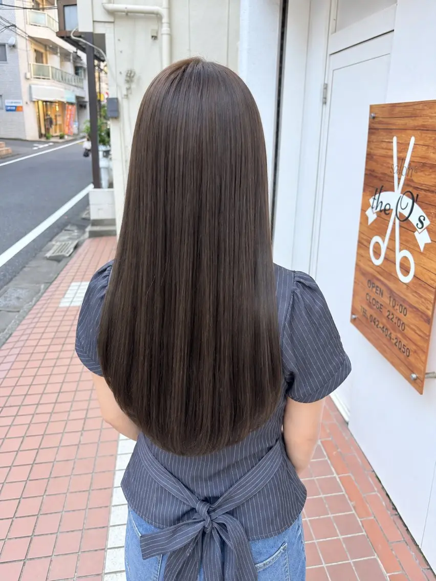 【 ✨CMで話題✨】カット+✨ワンカラー+✨2stepつるりんちょトリートメント✨ サラッと指通りの良い髪への写真