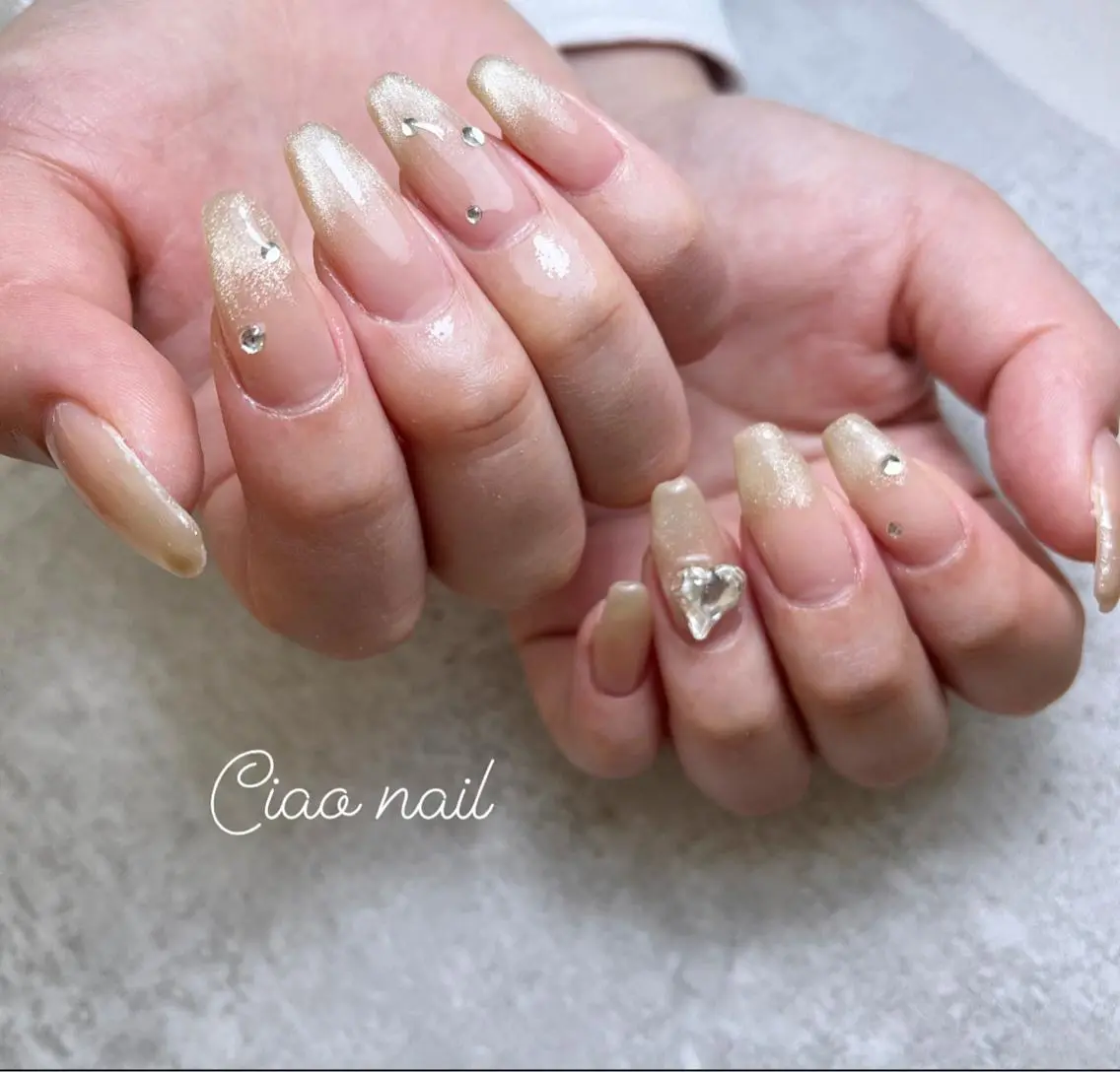 ネイル フレンチネイル ハート マグネットネイル マグネットフレンチ #Amin nail salonのネイルデザイン