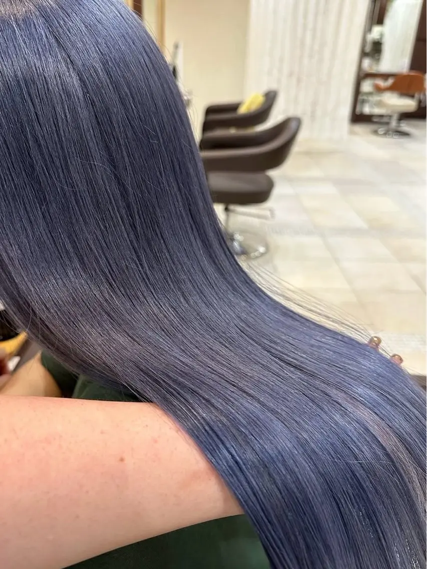 ロング カラー ハイトーンカラー／ Akari ₊˚✧のヘアスタイル