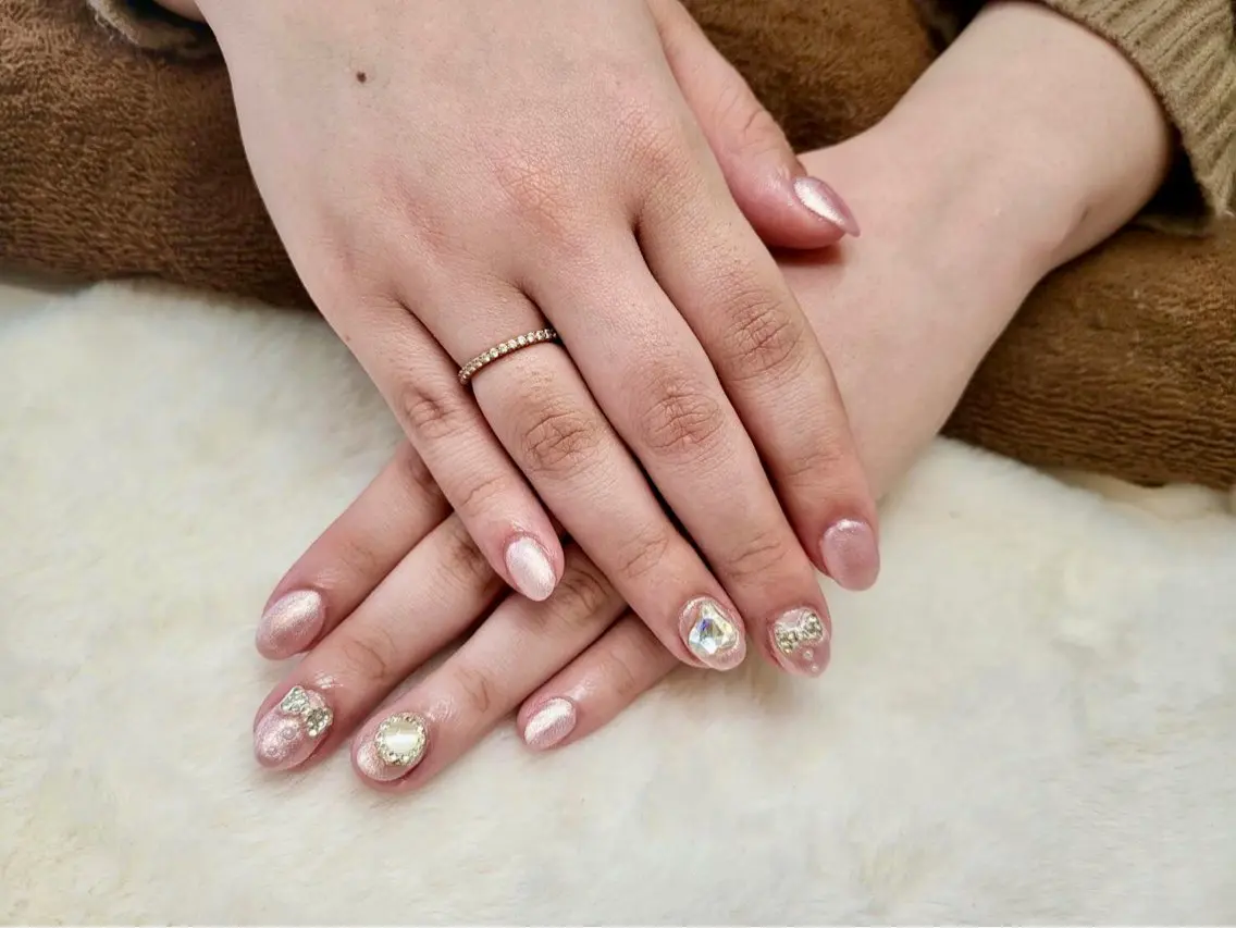 ネイル ピンク ワンホンネイル ハンドネイル 心斎橋Salon Epokkuのネイルデザイン