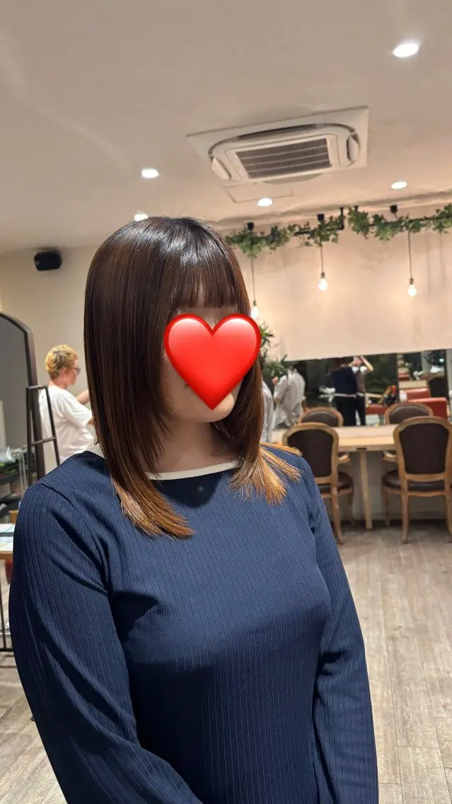 ミディアム レイヤーカット 河田 綺香のヘアスタイル