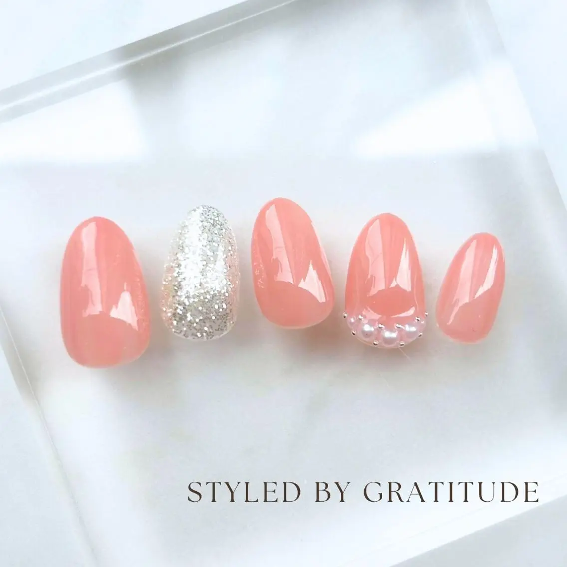 ネイル ラメ(グリッター) ピンク シルバー ハンドネイル gratitude seikoのネイルデザイン