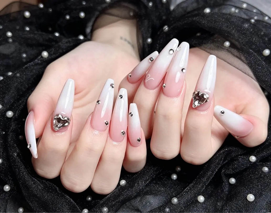 ネイル Bél Nail salonのネイルデザイン