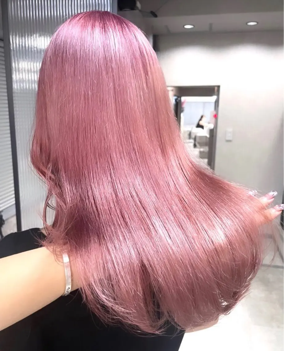 ロング カラー fuwari 美白ショコラカラーのヘアスタイル