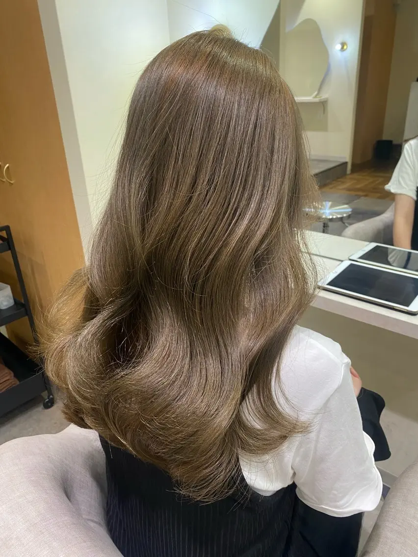 ロング カラー ブリーチなしWカラー /レイヤーカット大阪のヘアスタイル