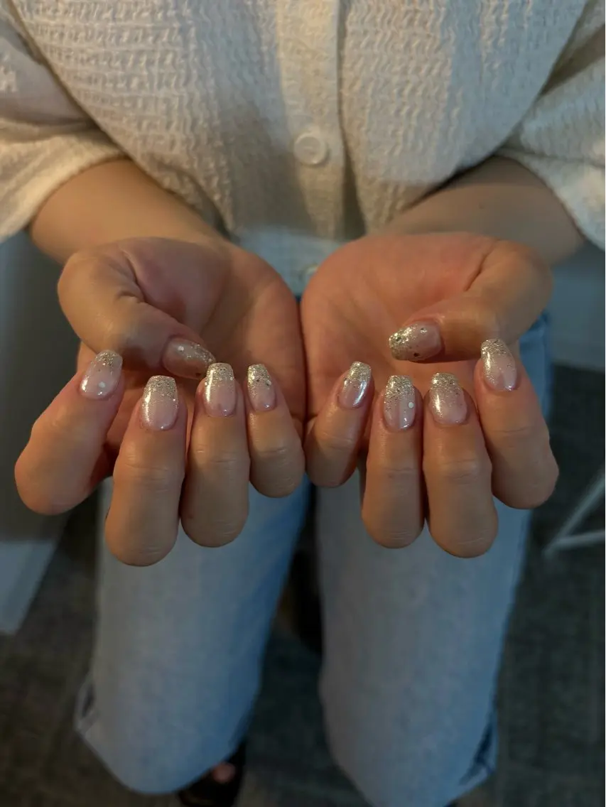 ネイル キラキラネイル T. Rikoのネイルデザイン