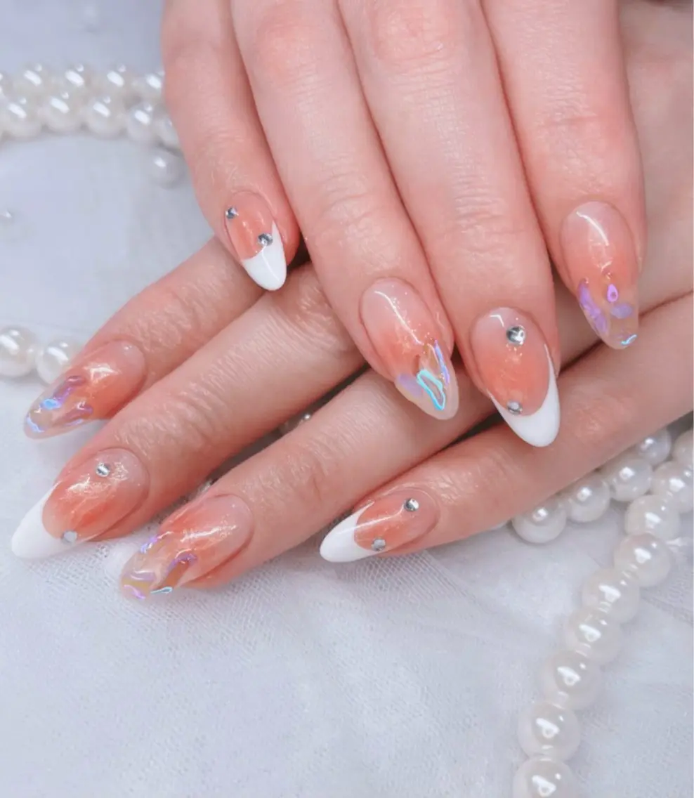 ネイル 成人式 フラッシュネイル フットネイル ジェルネイル 卒業式 ハンドネイル ハンドケア mione_ou nail salonのネイルデザイン