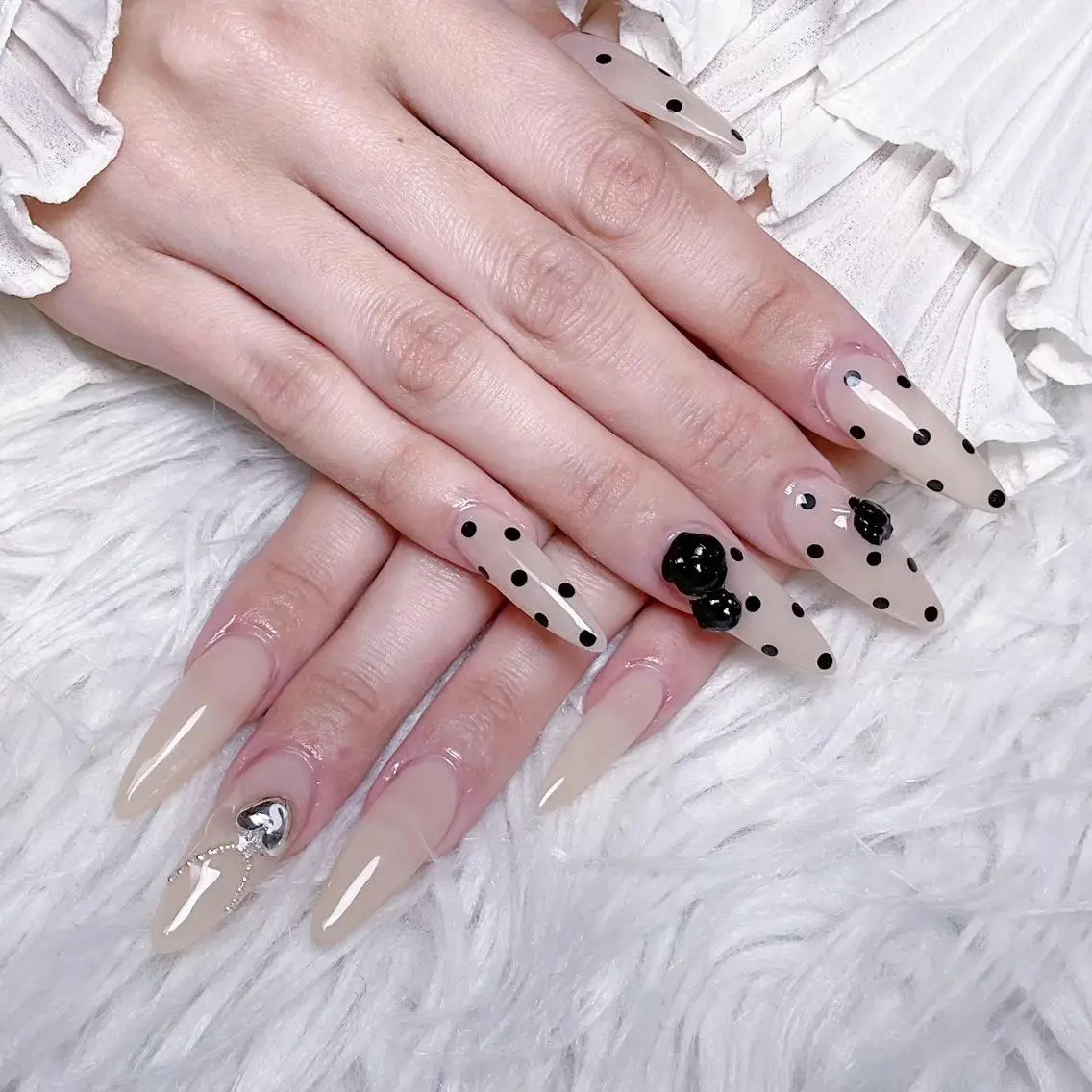 ネイル ハンドネイル 🩵Yun nail Salon 🩵のネイルデザイン