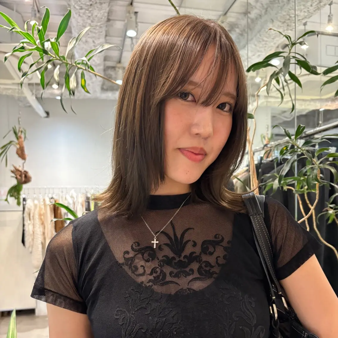 ミディアム カラー ANY Nodokaのヘアスタイル