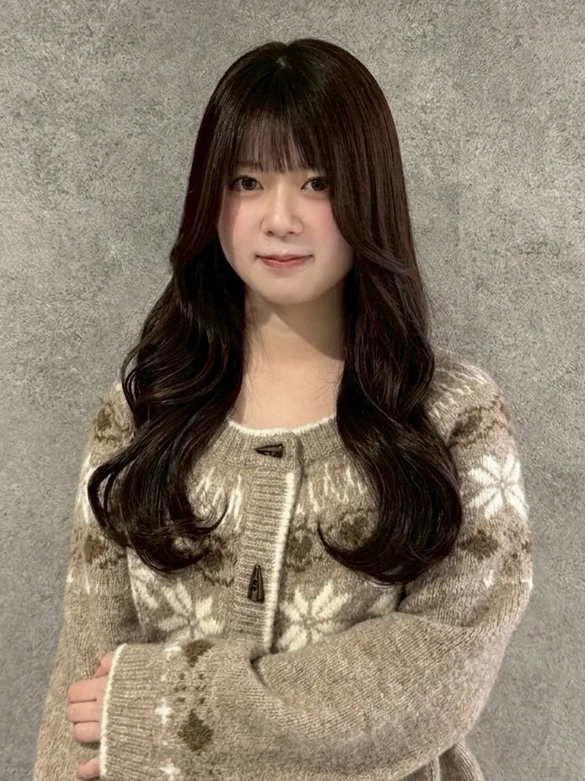 ロング カラー ブラウンカラー ヘアカラー 紅都🫧透明感 水光カラー🫧のヘアスタイル