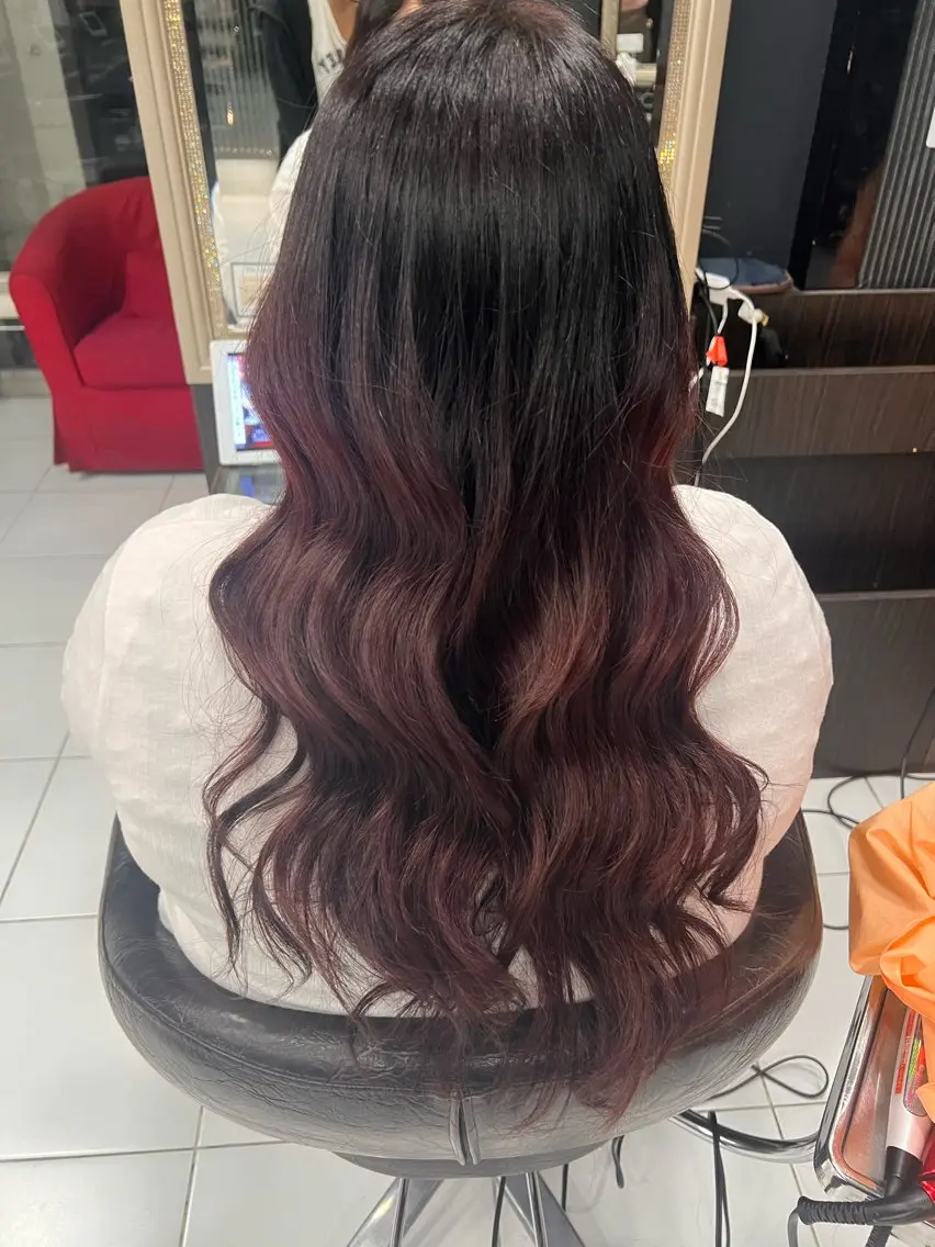 ロング カラー ✨️カラー モデルYUUNA✨️のヘアスタイル