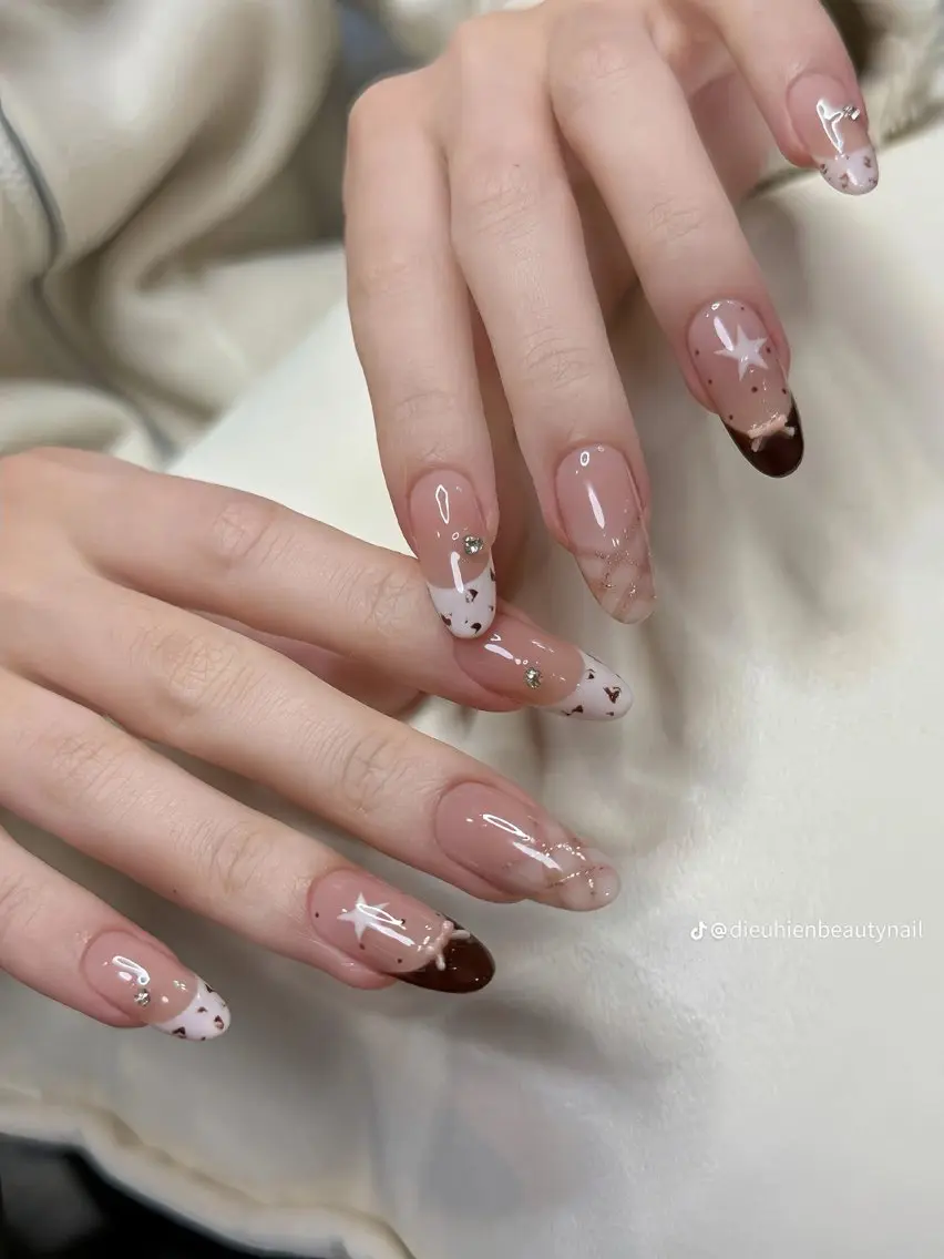 ネイル 韓国ネイル マグネットネイル 持ち込み ハンドネイル Dyo Nail_Royalのネイルデザイン