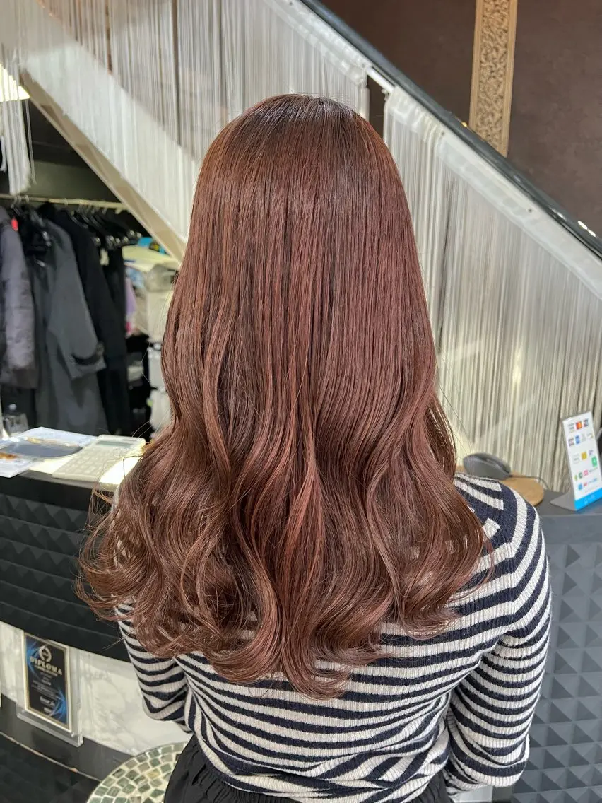 ロング カラー ブラウンカラー カシス ラベンダーカラー ラベンダーピンク ピンクカラー カット ヘアカラー トリートメント 艶髪 ♡Tomiyaのヘアスタイル