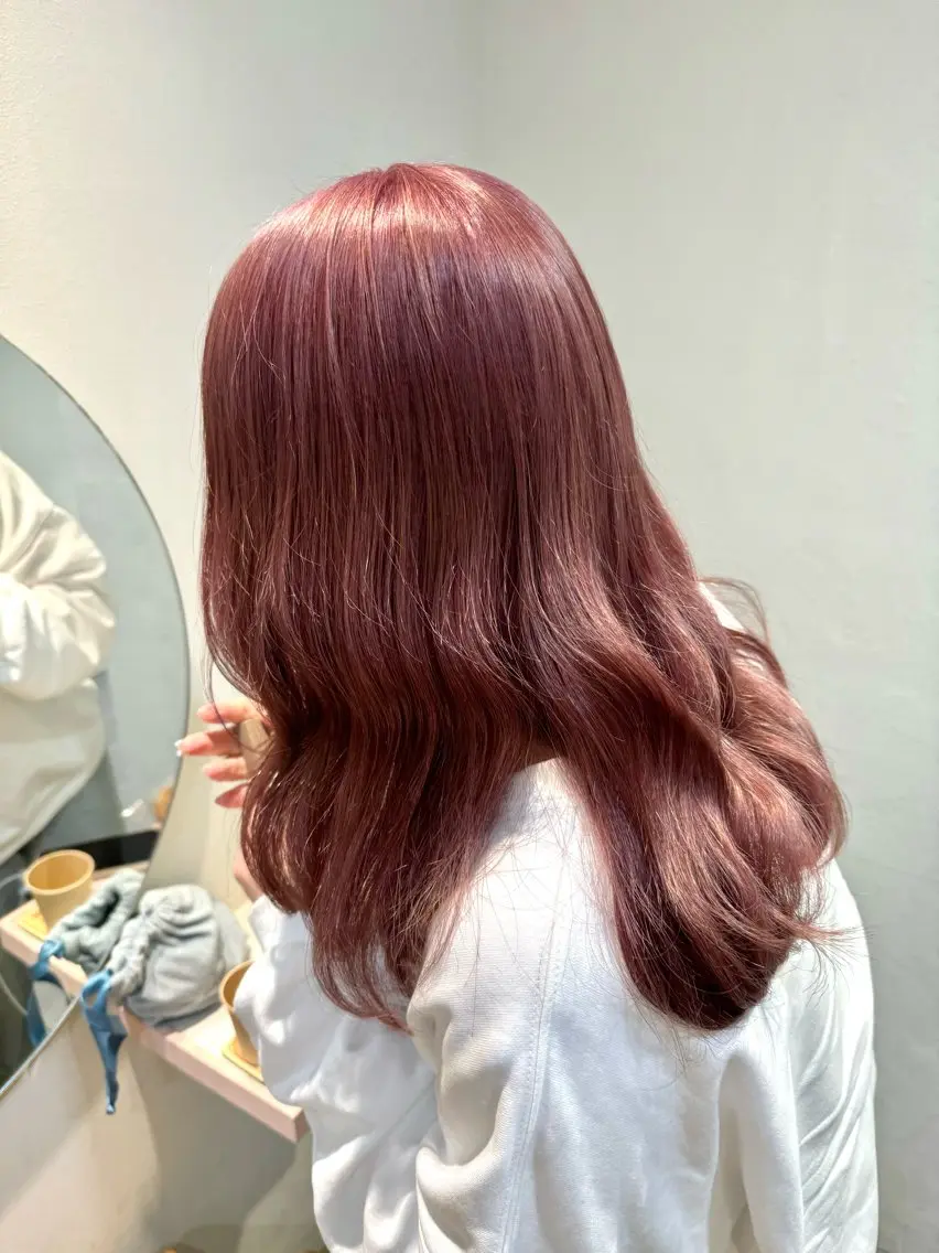 セミロング カラー ベージュカラー ピンクカラー ピンクベージュ ayaka♡ 柔らかカラーのヘアスタイル