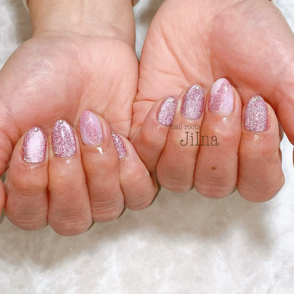 ネイル フラッシュネイル フラッシュマグ ニュアンスネイル JiIna nailのネイルデザイン