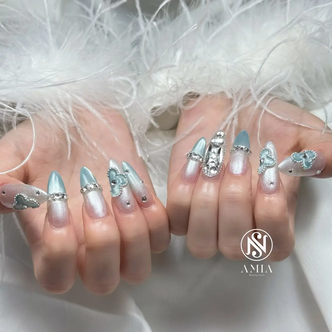 ロング ハンドネイル 🌟AMIA BEAUTY🌟のネイルデザイン