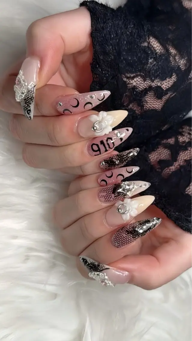 ネイル ハンドネイル Nhit Nailsのネイルデザイン