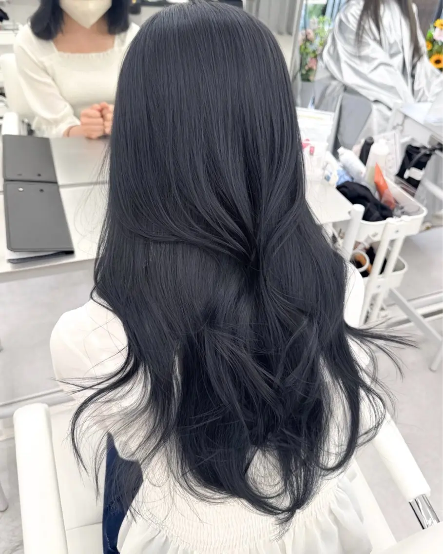 ロング カラー カット ヘアカラー トリートメント 韓国ヘア　紗希 🦋のヘアスタイル