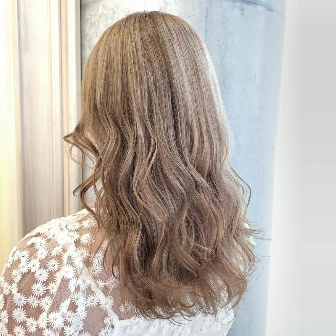 セミロング ヘアカラー トリートメント サソウ ユリエ🥥のヘアスタイル
