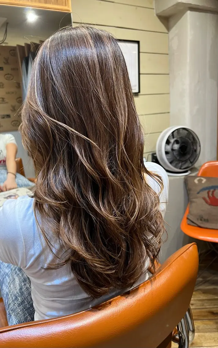 ロング コテ巻き風パーマ サトウタケル 表参道のヘアスタイル