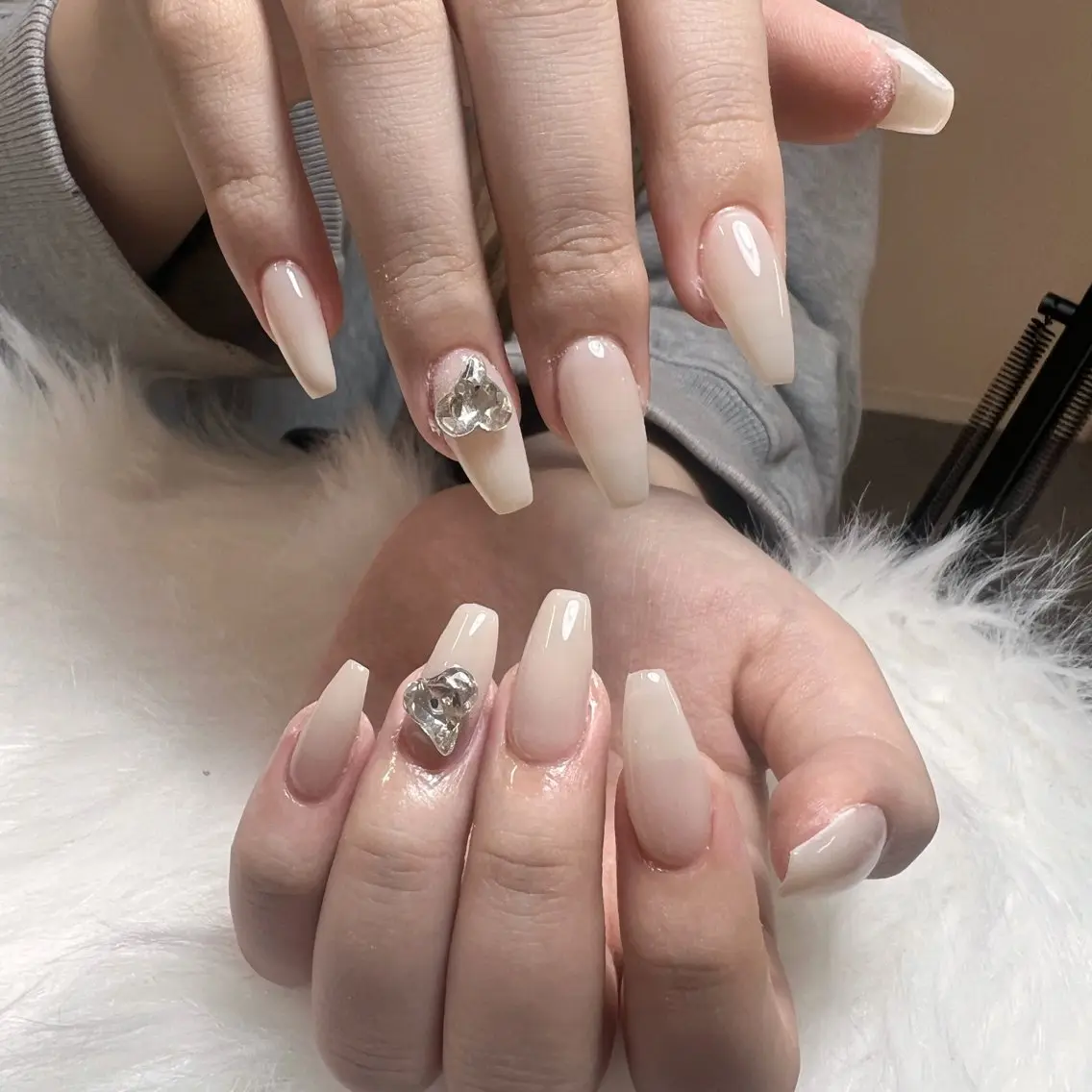 ネイル ハンドネイル 🎀nana🫧 ワンホンネイル🎀のネイルデザイン
