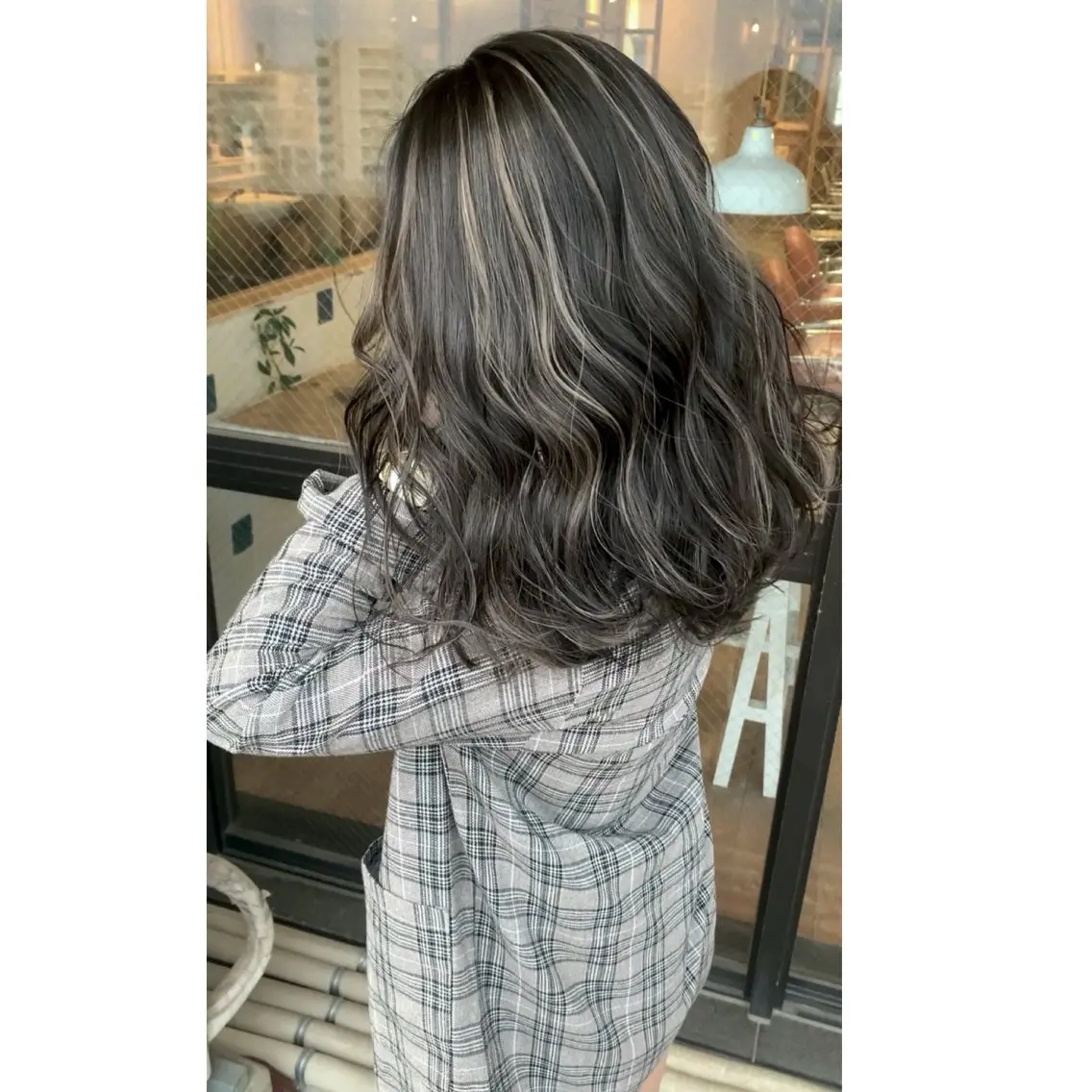 ロング カラー バレイヤージュ レイヤーカット カット ヘアカラー トリートメント 石井辰功也 フリーランス美容師のヘアスタイル