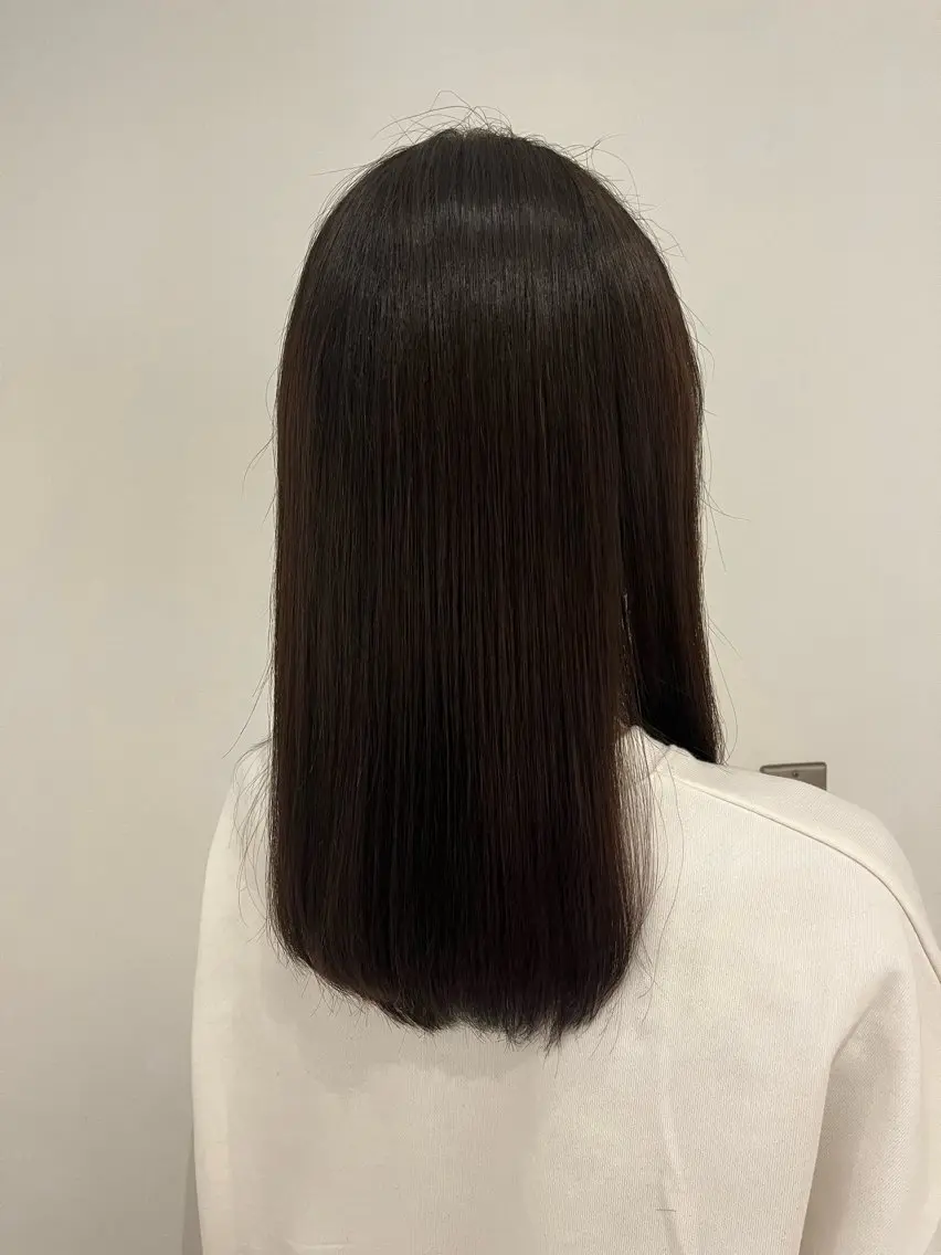 セミロング ヘアカラー トリートメント 艶髪 藤原まいこのヘアスタイル