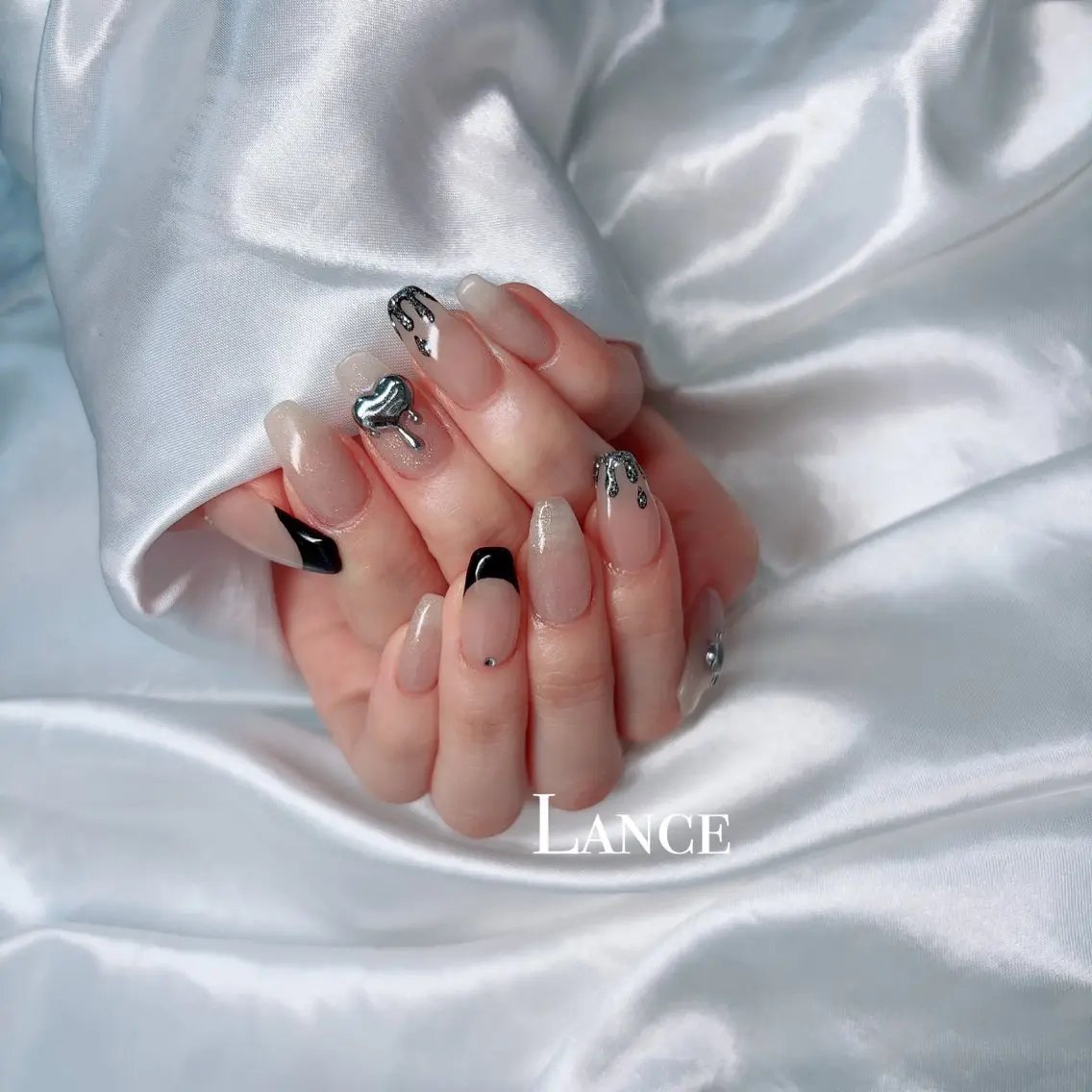 ネイル オーロラネイル フットネイル 氷ネイル・うるうるネイル キラキラネイル 韓国ネイル Lance nailのネイルデザイン