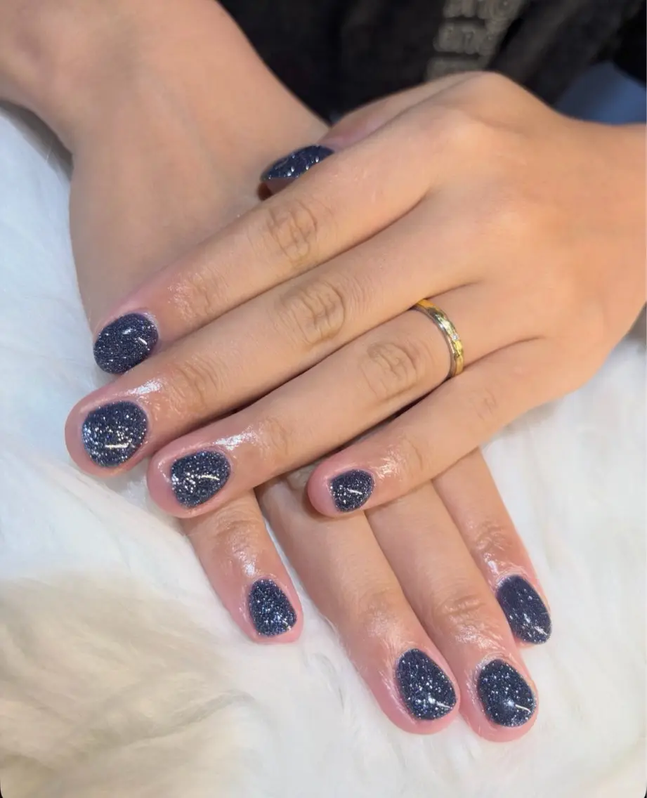 限定数名様オフなしワンカラーネイル　⭐︎＋500円でマグネット・フラッシュ変更可能の写真