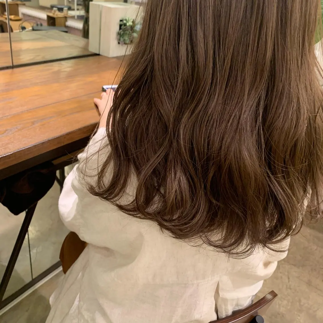 ロング カラー 透明感カラー 【完全個室】髪質改善 暖色カラー/山崎唯奈のヘアスタイル